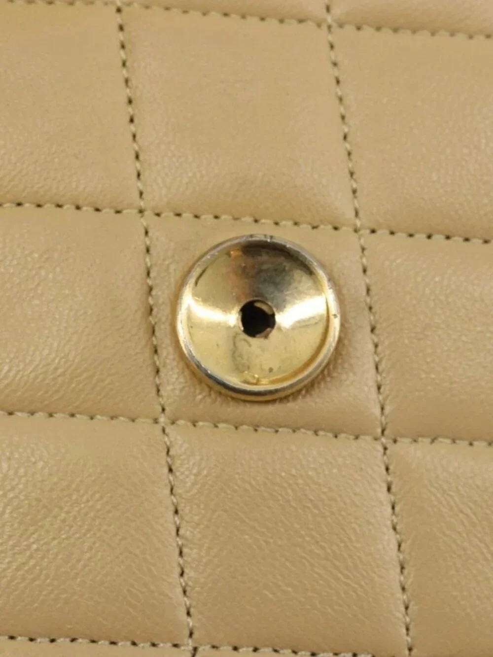 CHANEL Matelasse Chain Shoulder Bag Lamb Skin Beige Gold CC Auth 187257